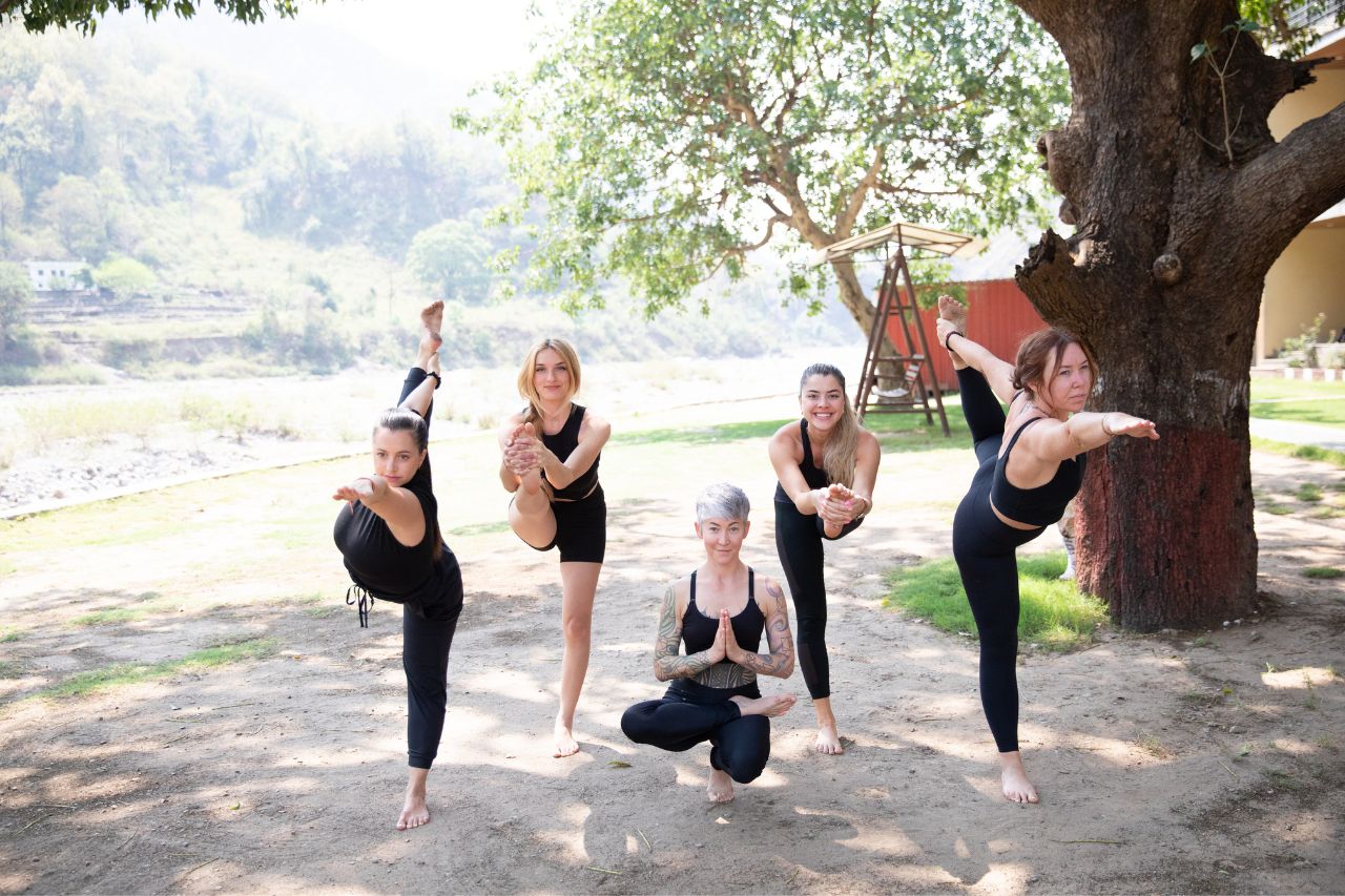 Tori with group of women image